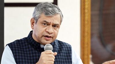 Union railway minister Ashwini Vaishnaw said the country will see meaningful progress on this project in the coming two years (HT)