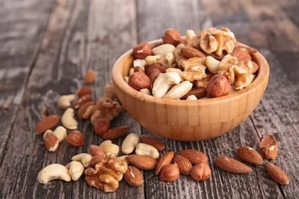 Nuts and seeds (Unsplash)