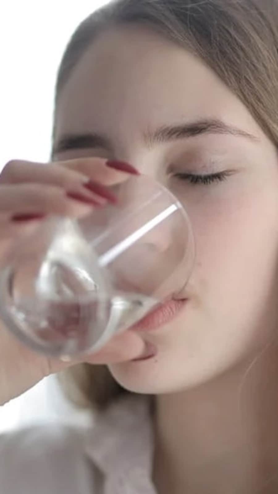 Water intoxication, though less common, can be more immediately life-threatening due to its rapid onset of critical electrolyte imbalances. (Pexels)
