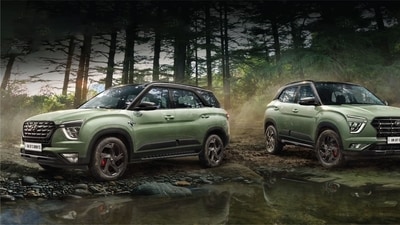 Hyundai Alcazar Adventure Edition (L) and Creta Adventure Edition
