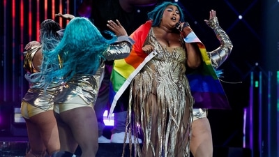 FILE PHOTO: Lizzo performs at the Glastonbury Festival site in Somerset, Britain, June 24, 2023. REUTERS/Jason Cairnduff/File Photo (REUTERS)