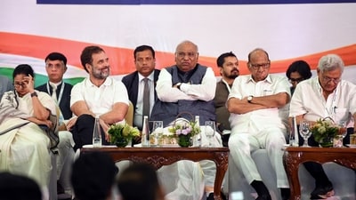Congress President Mallikarjun Kharge, party leader Rahul Gandhi, West Bengal CM Mamata Banerjee, NCP chief Sharad Pawar and CPI(M) leader Sitaram Yechury during addressing the media after the Opposition parties meet, in Bengaluru on Tuesday. (ANI) Congress President Mallikarjun Kharge, party leader Rahul Gandhi, West Bengal CM Mamata Banerjee, NCP chief Sharad Pawar and CPI(M) leader Sitaram Yechury during addressing the media after the Opposition parties meet, in Bengaluru on Tuesday. (ANI)
