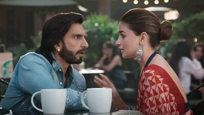Ranveer Singh and Alia Bhatt in a still from Rocky Aur Rani Kii Prem Kahaani. Ranveer Singh and Alia Bhatt in a still from Rocky Aur Rani Kii Prem Kahaani.
