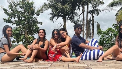 Sara Ali Khan and her friends posed poolside in one of the photos. The actor often shares pictures from her vacations, where she is spotted chilling by the swimming pool. Sara Ali Khan and her friends posed poolside in one of the photos. The actor often shares pictures from her vacations, where she is spotted chilling by the swimming pool. 