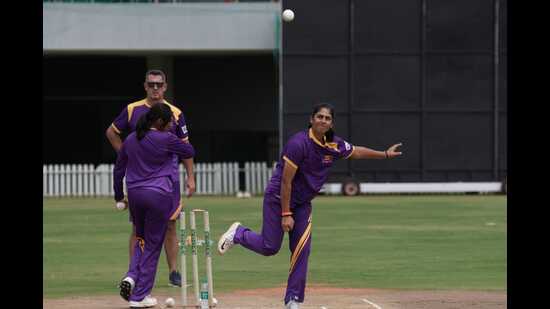 Parshavi Chopra bowls at the nets of UP Warriorz’s off-season camp. (UPW)