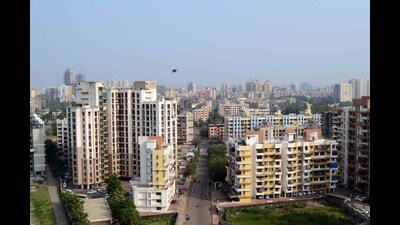 As per the data provided by the PMC, 1.73 lakh taxpayers preferred to pay the tax by cash, while 91,221 citizens paid the amount by cheque. (HT PHOTO) As per the data provided by the PMC, 1.73 lakh taxpayers preferred to pay the tax by cash, while 91,221 citizens paid the amount by cheque. (HT PHOTO)