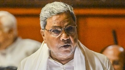 Karnataka CM meets Congress MLAs for second day amid brewing discontent Karnataka CM meets Congress MLAs for second day amid brewing discontent