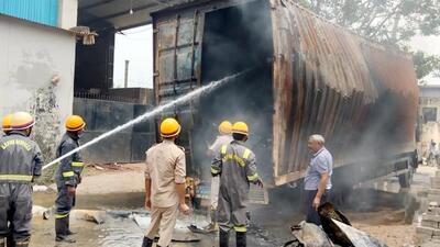 The truck caught fire after it came near the high-tension electricity wires near Delhi-Meerut Road on Tuesday. The fire department dispatched four fire tenders, and the fire was extinguished within an hour. The driver and co-driver were pronounced dead at the hospital. (Sakib Ali/HT Photo) The truck caught fire after it came near the high-tension electricity wires near Delhi-Meerut Road on Tuesday. The fire department dispatched four fire tenders, and the fire was extinguished within an hour. The driver and co-driver were pronounced dead at the hospital. (Sakib Ali/HT Photo)