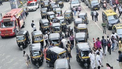 The unregulated rickshaws at Andheri have several standard routes—D N Nagar Metro station to Infiniti Mall or Mega Mall, Versova Jetty to Versova, Versova Metro to Versova and others. They use their license to charge twice the regulated fare, increase rates at peak hours. (Vijay Bate/HT Photo) The unregulated rickshaws at Andheri have several standard routes—D N Nagar Metro station to Infiniti Mall or Mega Mall, Versova Jetty to Versova, Versova Metro to Versova and others. They use their license to charge twice the regulated fare, increase rates at peak hours. (Vijay Bate/HT Photo)