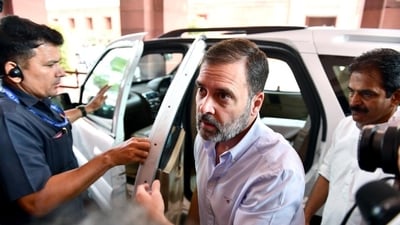 Rahul Gandhi has got back his old bungalow of 12 Tughlaq Lane: (HT_PRINT) Rahul Gandhi has got back his old bungalow of 12 Tughlaq Lane: (HT_PRINT)