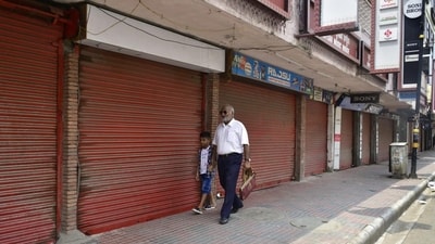 While Amritsar city observed a complete shutdown with almost all main markets, including Hall Bazaar, Katra Jaimal Singh Bazaar and those in the vicinity of the Golden Temple, remaining shut, other parts of the Majha region showed a lukewarm response. (Photo by Sameer Sehgal /Hindustan Times) While Amritsar city observed a complete shutdown with almost all main markets, including Hall Bazaar, Katra Jaimal Singh Bazaar and those in the vicinity of the Golden Temple, remaining shut, other parts of the Majha region showed a lukewarm response. (Photo by Sameer Sehgal /Hindustan Times)