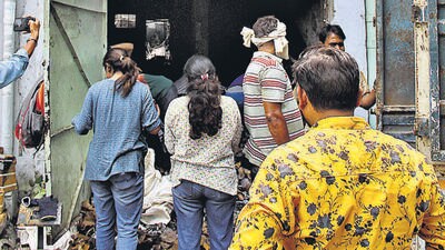 Police said the factory manufactured iron spring for furniture. They said two cops were among those injured. (HT Photo) Police said the factory manufactured iron spring for furniture. They said two cops were among those injured. (HT Photo)