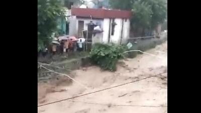 The flooded Kalsiya Nallah in Kathgodam, Nainital district. (Image sourced from Twitter)