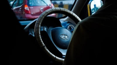 The woman's tweet about a driver's claims about his earnings has prompted a Twitter discussion (representational image). (Unsplash/@ishant_mishra54) The woman's tweet about a driver's claims about his earnings has prompted a Twitter discussion (representational image). (Unsplash/@ishant_mishra54)