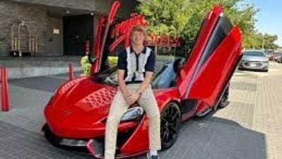 Dylan Huntley, 15, took to Twitter to explain “how I became a millionaire at 15.” Dylan Huntley, 15, took to Twitter to explain “how I became a millionaire at 15.”