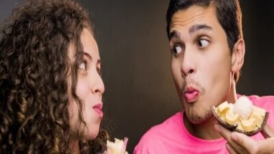 Chew your food thoroughly as it helps break down cell walls and allows for maximum absorption. Chew your food thoroughly as it helps break down cell walls and allows for maximum absorption. 