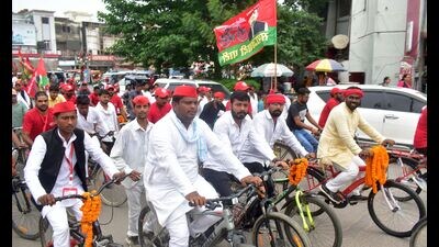 the The rally’s first phase will culminate in Lucknow on the birth anniversary of the late Mulayam Singh Yadav on November 22. (HT Photo) the The rally’s first phase will culminate in Lucknow on the birth anniversary of the late Mulayam Singh Yadav on November 22. (HT Photo)