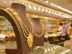 The price of 24 carat gold also witnessed a decline on Thursday. 