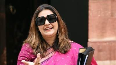 Shiv Sena (Uddhav Balasaheb Thackeray) MP Priyanka Chaturvedi (Shrikant Singh) Shiv Sena (Uddhav Balasaheb Thackeray) MP Priyanka Chaturvedi (Shrikant Singh)
