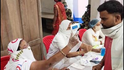 At a polling booth in Bihar during the 2020 assembly polls, which were held under the Covid pandemic shadow. (ANI)