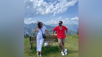 In this click, Kareena can be seen enjoying a day out with Saif on a windy day. While she chose an all-white crew-neck tee, flared pants, an over-the-body bag, loafers and sunnies, Saif complemented her in a red button-down shirt, beige linen shorts, sunglasses, and sneakers. (Instagram) In this click, Kareena can be seen enjoying a day out with Saif on a windy day. While she chose an all-white crew-neck tee, flared pants, an over-the-body bag, loafers and sunnies, Saif complemented her in a red button-down shirt, beige linen shorts, sunglasses, and sneakers. (Instagram)