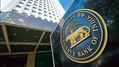 The repo rate refers to the rate at which commercial banks borrow money by selling their securities to RBI. (HT PHOTO) The repo rate refers to the rate at which commercial banks borrow money by selling their securities to RBI. (HT PHOTO)
