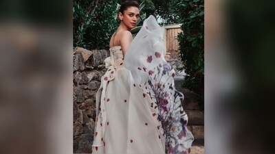 Her pictures quickly went viral on social media, garnering thousands of likes and comments from followers who couldn't stop admiring her. (Instagram/@aditiraohydari) Her pictures quickly went viral on social media, garnering thousands of likes and comments from followers who couldn't stop admiring her. (Instagram/@aditiraohydari)