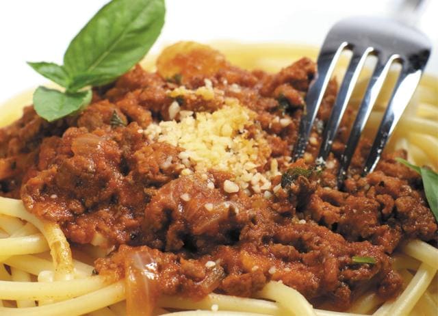 Bolognese sauce was invented by Italian immigrants in England or America. Bolognese sauce was invented by Italian immigrants in England or America.