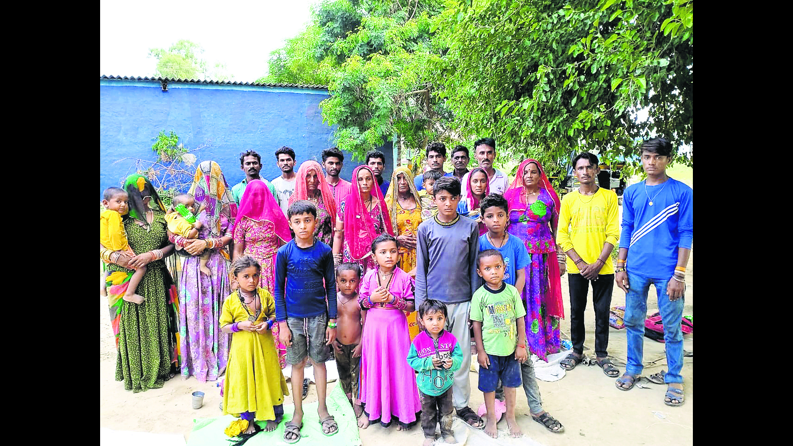28 Pak Hindus overstay visa, stopped at Wagah - Vimarsana News
