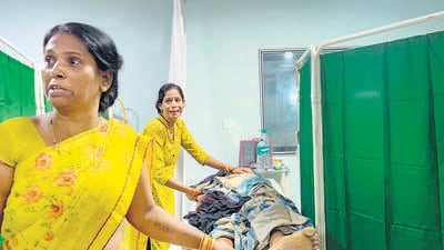 In March this year chief minister Eknath Shinde had inaugurated the ICU unit with a capacity to house 40 patients and a new labour ward. At the time resident doctors had complained about poor facilities at their hostels, and minutes later Shinde announced suspension of the dean Dr Yogesh Sharma, and deputy dean Dr Suchitkumar Kamkhedkar. The hostel, which can accommodate 106 doctors, will be completed in September. (Praful Gangurde / HT Photo)