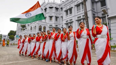 College students during 'Azadi Ki Goonj' programme ahead of Independence Day in Patna. (PTI) College students during 'Azadi Ki Goonj' programme ahead of Independence Day in Patna. (PTI)