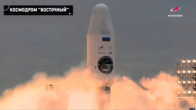 In this photo released by Roscosmos State Space Corporation, the Soyuz-2.1b rocket with the moon lander Luna-25 automatic station takes off from a launch pad at the Vostochny Cosmodrome. (AP) In this photo released by Roscosmos State Space Corporation, the Soyuz-2.1b rocket with the moon lander Luna-25 automatic station takes off from a launch pad at the Vostochny Cosmodrome. (AP)