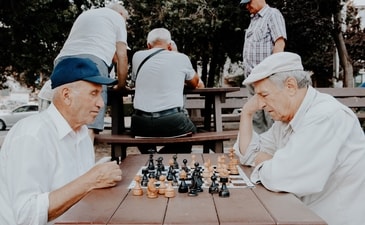 Strategies to combat the impact of loneliness on the mental health of elderly (Photo by Vlad Sargu on Unsplash) Strategies to combat the impact of loneliness on the mental health of elderly (Photo by Vlad Sargu on Unsplash)