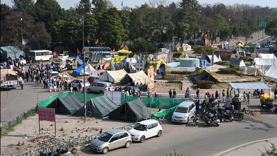 A total of 50 Sikh leaders will lead a peaceful protest march towards Chandigarh on August 15. (HT File)