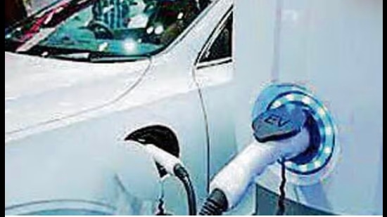 The Hinduja group gave its consent to set up a ₹1,000-crore EV manufacturing plant in the state. (Pic for representation)