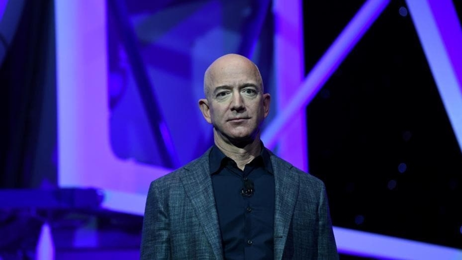 Jeff Bezos and his fiancée announce $100 million 'Maui Fund' after wildfires | World News - Vimarsana News
