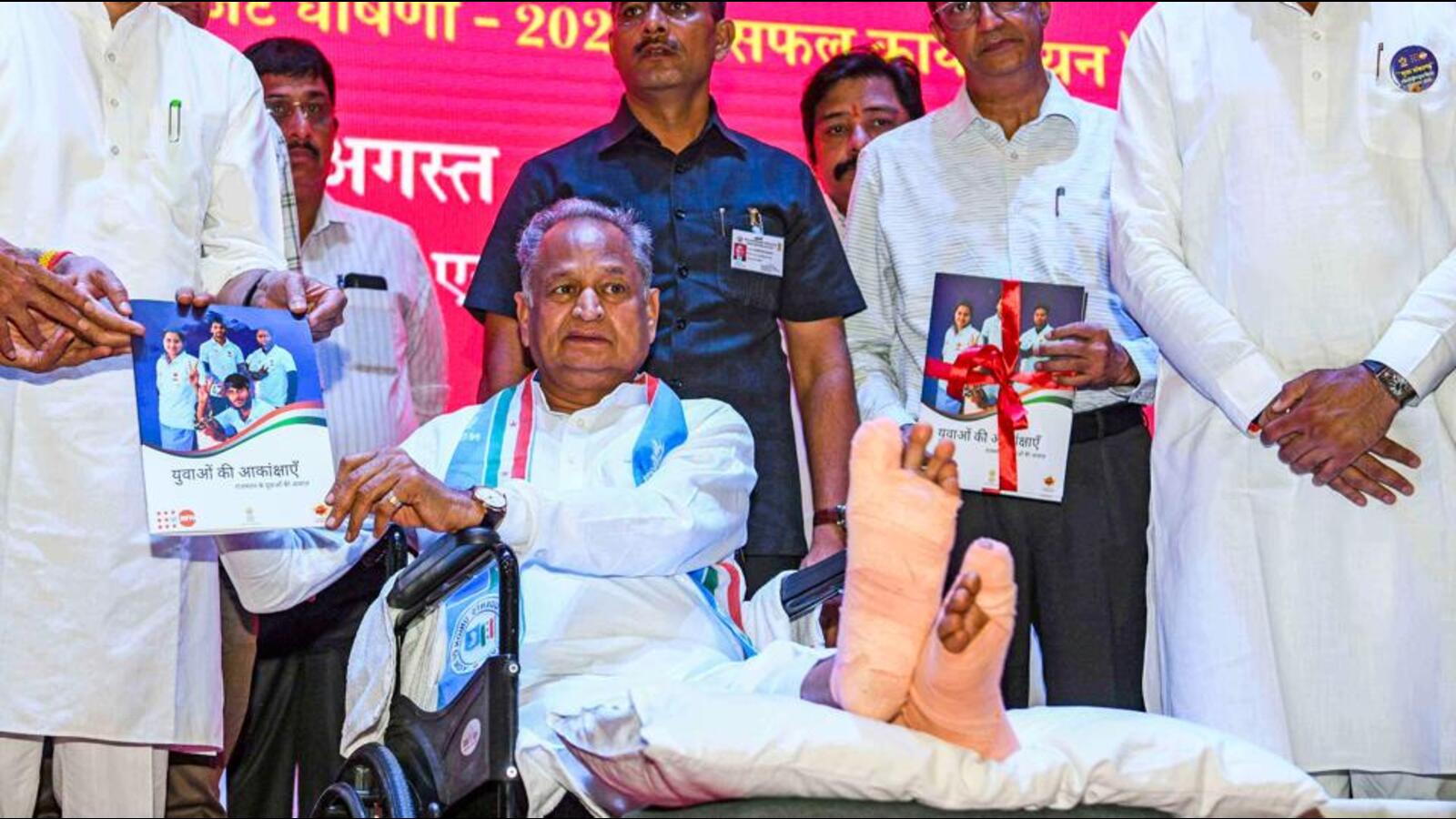 Modi losing respect, revolt can happen against him within BJP, says Gehlot - Vimarsana News