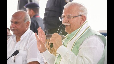 Now, families with income up to  ₹3 lakh per annum to be covered under Ayushman Bharat (HT Photo)