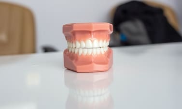 Dental care tips : Things to know about teeth whitening (Photo by Enis Yavuz on Unsplash) Dental care tips : Things to know about teeth whitening (Photo by Enis Yavuz on Unsplash)