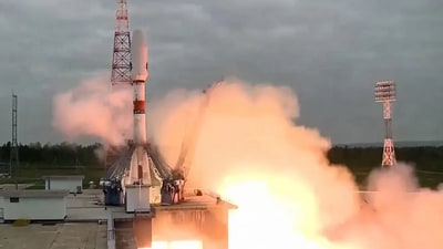 The launch of the Luna-25 probe is Moscow's first lunar mission since 1976, when the USSR was a pioneer in the conquest of space. The rocket with the Luna-25 probe lifted off at 02:10 am Moscow time (2310 GMT Thursday) from the Vostochny Cosmodrome, according to live images broadcast by the Russian space agency Roscosmos. (AFP) The launch of the Luna-25 probe is Moscow's first lunar mission since 1976, when the USSR was a pioneer in the conquest of space. The rocket with the Luna-25 probe lifted off at 02:10 am Moscow time (2310 GMT Thursday) from the Vostochny Cosmodrome, according to live images broadcast by the Russian space agency Roscosmos. (AFP)