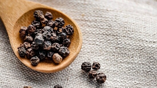 Piperine is the main active compound in black pepper. Piperine’s anti-inflammatory properties may help regulate the immune response. Black pepper contains piperine, which can increase turmeric’s curcumin absorption by up to 2000%&nbsp;(Pixabay)
