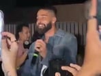 AP Dhillon steals Delhiites’ hearts with his surprise performance. AP Dhillon steals Delhiites’ hearts with his surprise performance.