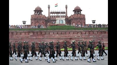 Indian soldiers participate in a full-dress rehearsal Independence Day celebrations at Red Fort in New Delhi on Sunday. (AFP) Indian soldiers participate in a full-dress rehearsal Independence Day celebrations at Red Fort in New Delhi on Sunday. (AFP)
