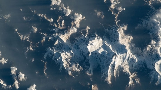 The image shows the spectacular sight of the Himalayas as seen from space. (Twitter/@Astro_Alneyadi)