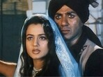 Sunny Deol and Ameesha Patel in a still from Gadar: Ek Prem Katha (2001).