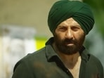 Sunny Deol's handpump scene in Gadar 2