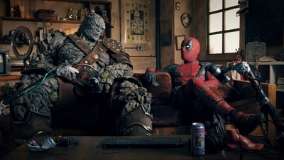 Image: Ryan Reynolds Image: Ryan Reynolds