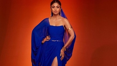 Shilpa Shetty tests her mobility and flexibility with an intense Stand Up Challenge. (Instagram) Shilpa Shetty tests her mobility and flexibility with an intense Stand Up Challenge. (Instagram)
