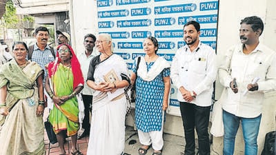 Veteran activist Medha Patkar (third from left) with other members of the NAPM at Patrakar Sangh in city on Monday. (HT PHOTO) Veteran activist Medha Patkar (third from left) with other members of the NAPM at Patrakar Sangh in city on Monday. (HT PHOTO)