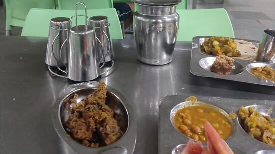 IIT-B removes ‘vegetarian only’ posters from canteen